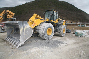  <div class="bildtext_en">The wheel loaders impress with their technical prowess and the appropriate geometry for deployment under extremely constricted conditions</div> 