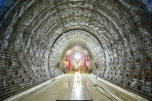  Betonage der Innenschale im Albabstiegstunnel 