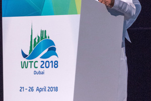  7	Sulaiman Al Hajri, Direktor Road and Transport Authority of Sharjah, berichtete über den Tunnelbau in den vereinigten Arabischen Emiraten 