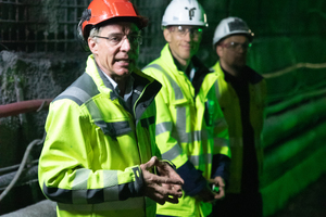  Drilling ceremony at Lot H51 Pfons–Brenner, marking the start of excavation works for the exploratory tunnel: Austrian BBT CEO Konrad Bergmeister (on the left) and Porr project manager Claus Melzer
 