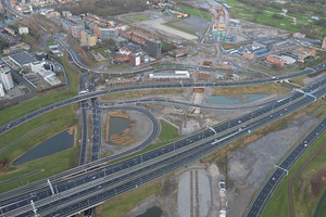  1	Intersection A4, A13, ramp structure with launching shaft in the background	 
