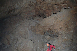  6	At the 2157 m mark, the machine grazed the top of an unknown cavity. A Speleologist roped off and descended to map the extent of its size. The new cavern was estimated at about 22 m long, 15 m wide, and 14 m deep, or about 4500 m³ of open space 