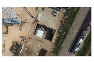  15	TBM S1026 before launching from Depot portal (on the left) and undercrossing of the railway line west of Depot portal, plan (on the right) 