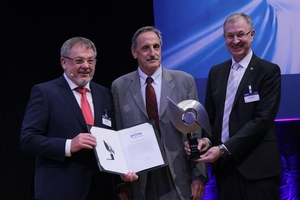  STUVA-Prize 2019 (from left to right): STUVA chairman Univ.-Prof. Dr.-Ing. Martin Ziegler, award winner Dipl.-Ing. ETH Felix Amberg and STUVA CEO Dr.-Ing. Roland Leucker 