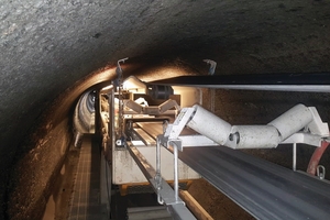  9	The small, crown-mounted continuous conveyor at Salvasskardelva, with a 450 mm belt width 