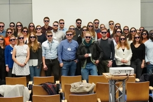  5	 The traditional group photo with sunglasses of STUVA-YEP 