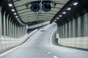  Auch im Belüftungssystem der Stockholmer Stadtautobahn Nora Länken kommen Frequenzumrichter von ABB zum Einsatz 