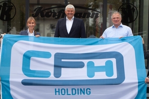  Die CFH Group hat ihre Beteiligung an der Korfmann Lufttechnik GmbH auf 100 % erhöht. Von links: Michael Brenneke (Korfmann), Corinna Both-Kreiser (CFH), Reinhold Both (CFH), Knut Jansen (CFT), Jens Kegenhoff (Korfmann) 