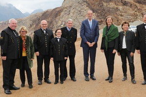  From the left: Provincial Governor Hermann Schützenhöfer; former Montanuni-University Council Chairwoman LH Waltraud Klasnic; Department Head of the “ZaB” Prof. Dr. Robert Galler; Montanuni Vice Rector Martha Mühlburger; former Vice Chancellor Dr. Hannes Androsch; Federal Minister for Education, Science and Research Heinz Faßmann; State Councillor Barbara Eibinger-Miedl; State Councillor Ursula Lackner; Montanuni Rector Wilfried Eichlseder 