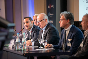  Presenters and chairs of the panel: Dr.-Ing. Christian Thienert (STUVA; left) and Dipl.-Ing. Jörg de Hesselle (IBE-Ingenieure; centre) 