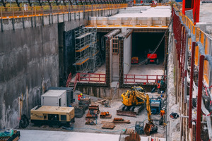  	Baugrube West mit einzelligem Tunnelquerschnitt 