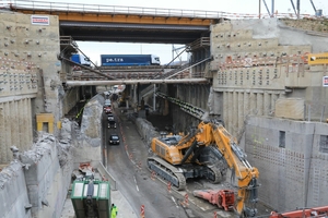  	Zustand Abbruch Rahmentragwerk und Tunnelfirst zwischen Abbruchwochenenden 