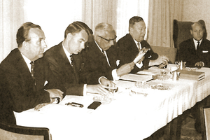  	Pressekonferenz zur ersten STUVA-Tagung 1963 in München (2. v. l.: Günter Girnau) 