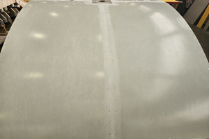  For the perfect finish: the alkus formwork panels on the Peri formwork (left) were matted before use (above) 