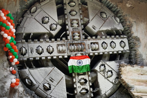  Im Juni 2025 brachen zwei Robbins EPB-TBM an der Station Tughlakabad Railway Colony durch und markierten damit den Abschluss des DC07-Auftrags für die Delhi Metro 