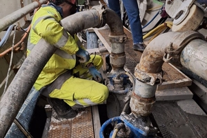  Hartgestein bis 25 mm Korngröße im Wasser sind kein Problem 