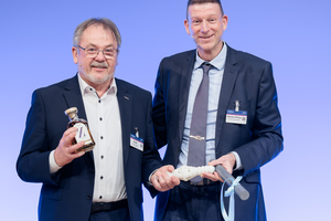  After more than two decades as Chairman of the STUVA Executive Board, Univ.-Prof. Dr.-Ing. Martin Ziegler is retiring and handing over the reins to Dipl.-Ing. Tim Dahlmann-Resing, who was newly elected as Chairman by the members 