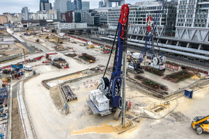  Until 2027, the Bauer BCS 185 power pack will be used at several new stations on Paris Line 15 to carry out diaphragm wall work 