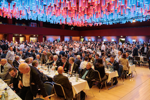  10	The gala evening on the first day was completely sold out, with over 2000 guests in attendance 