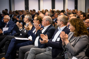  Mehr als 320 Besucher hörten den hochkarätigen, praxisbezogenen Vorträgen des Felsmechanik- und Tunnelbautags 2025 zu 