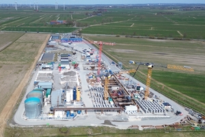  4	Aerial view of the construction site facilities in Schleswig-Holstein, tunnel boring phase 
