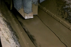  Proper ground conditioning can make all the difference in muck flow and ultimately machine performance.  In this photo, watery clay is seen without conditioners 