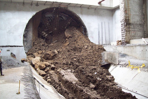  TBM breakthrough into Parque de los Venados station 