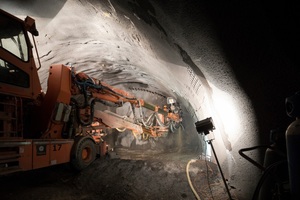  Der bergmännische Vortrieb hatte im Herbst 2016 begonnen. Seitdem wurde im Dreischichtbetrieb eine Strecke von 168 m im Lockergestein konventionell ausgebrochen 