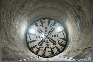  Die Tunnelvortriebsmaschine Suse hat Mitte November 2015 ihre erste Schildfahrt für den  Fildertunnel im Projekt Stuttgart 21 beendet 