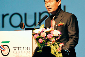  Vince Suwansawat welcomes the participants at the WTC 2012 on behalf of the Thailand Underground &amp; Tunnelling Group (TUTG) 