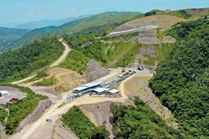  Hinter den Kulissen: Die Anfahrsituation der TBM auf der Baustelle Palomino vor der Cordillera Central im Südwesten der Insel  