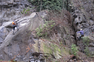  Tunnellers tackling the steep slope 