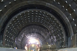  2  Besichtigung des Lainzer Tunnels in Wien 