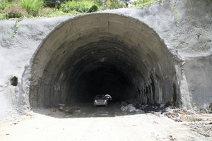  Tunnel entrance in front of Cajamarca 