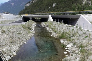  2 Underpass with road, renaturalised flowing waters and cycle path 