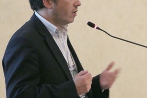  Giorgio Piaggio (Chile), Leiter der Arbeitsgruppe 9: Seismische Effekte 