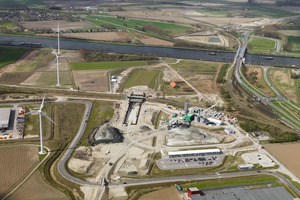  Site facilities and tunnel surroundings 