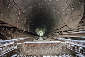  Insgesamt wurden 887 Ringe zur Abstützung des umgebenden Gesteins für das Baulos 15 der Pekinger U-Bahnlinie 6 verbaut. 