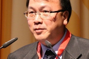  Chong Kheng Chua, Vizedirektor LTA, berichtete über die Herausforderungen bei der Schaffung und Nutzung unterirdischer Räume in Singapur. 