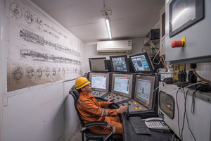  <div class="bildtext_en">Close monitoring of fluids and oils, in addition to regular maintenance, are key pieces to keeping TBMs operating over long distances</div> 
