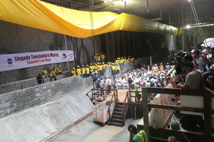  A big event for the construction workers and the public: Breakthrough of the TBM “Marta” at the Estación 5 de Mayo 