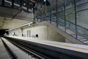  	A stairway belonging to the North-South Urban Light Railway in Cologne provided with fire-protective glazing 