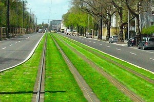  Green track  