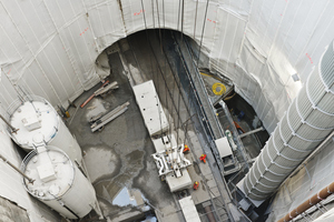  Transferring segments through the construction shaft 