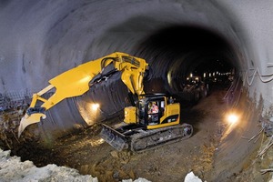  Zeppelin: Der neue Tunnelbagger 328D LCR mit seinen speziell konstruierten Auslegern ist durch seine kompakte Bauweise bestens geeignet für enge Platzverhältnisse und anspruchsvolle Einsatzbedingungen 