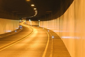  A second tunnel in Stuttgart, the B295 tunnel in Stuttgart-Feuerbach was provided with a Sikagard-260 WPU wall coating at the same time. 