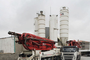  Zementsilos im Betonwerk von Oyak-Beton auf der asiatischen Seite der Stadt 