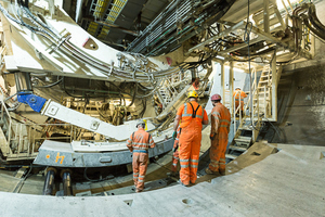  Im Februar 2016 haben die TBM-Vortriebsarbeiten im Sanierungstunnel Belchen begonnen, im Mai 2017 sollen sie laut Plan beendet sein 