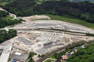  Baustopp am Nordportal: in Gloggnitz sind die Hauptbauarbeiten am Semmeringbasistunnel seit Januar aufgrund eines Verwaltungsgerichtsbeschlusses ausgesetzt 