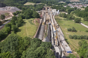  	Overview of the route section (trough Etzbachtal) between Tunnel Hirschberg and Tunnel Metzberg (East portal, in the background) 